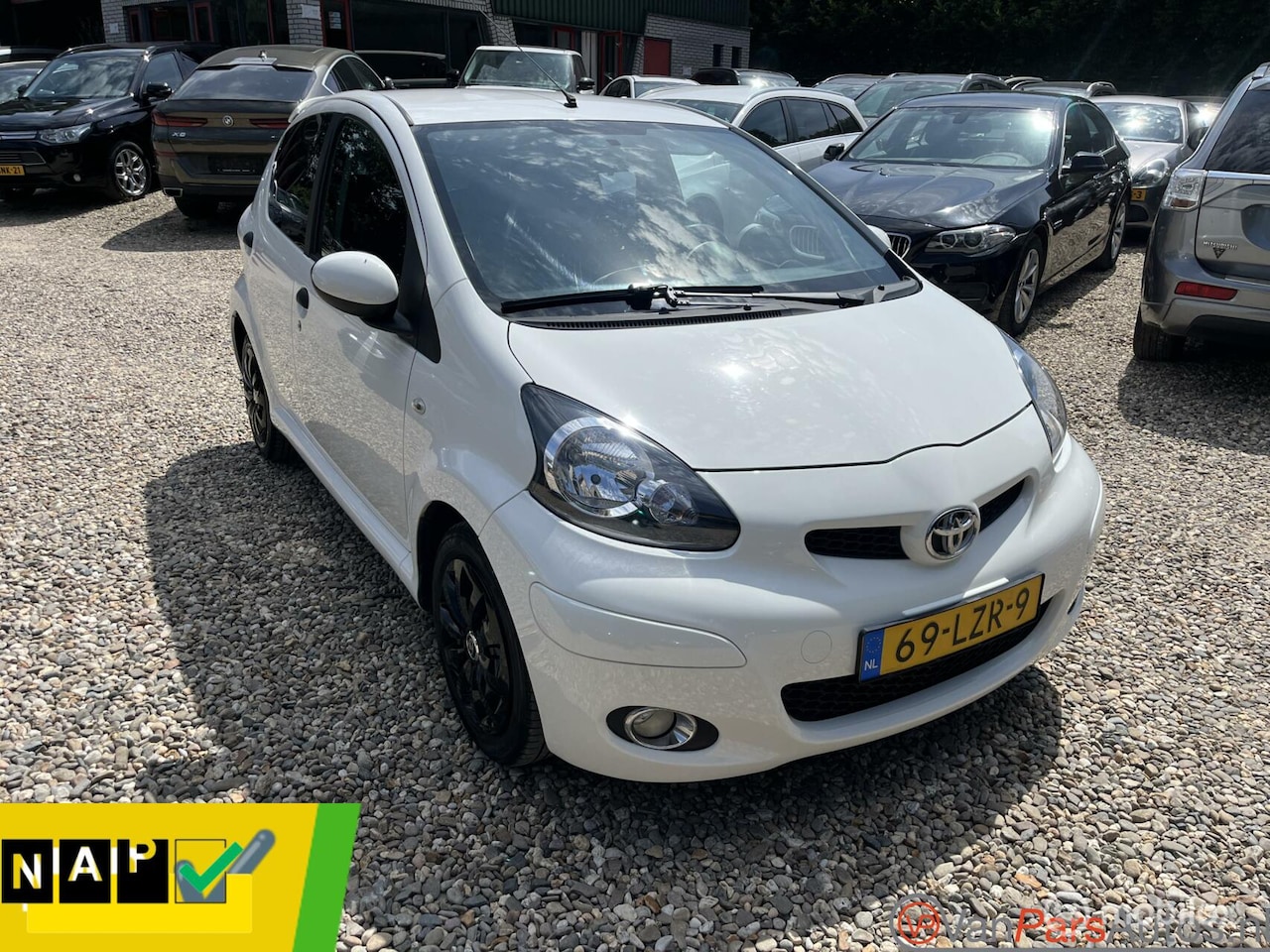 Toyota Aygo - 1.0-12V Comfort 1.0-12V Comfort,Airco,5drs - AutoWereld.nl