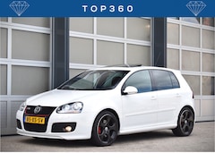 Volkswagen Golf - 2.0 TFSI GTI Edition 30 Nieuwstaat Dakje | 33dkm NAP Uniek Inruil mogelijk