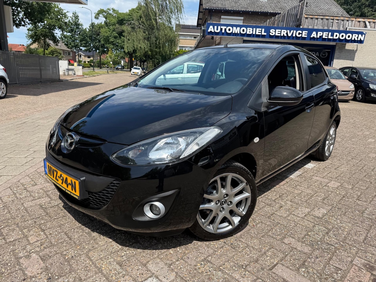 Mazda 2 - 1.3 TS Plus *CLIMA*STOELVERW.*PDC*ELEKTR. PAKKET*LM. VELGEN* - AutoWereld.nl