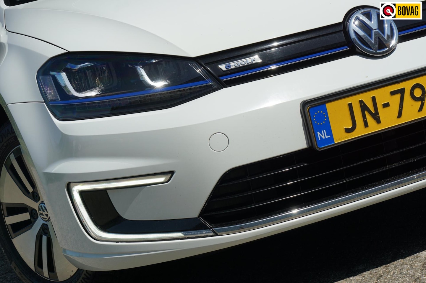 Volkswagen e-Golf - FastCharge 24,2KwH | Pure White | Full-LED/AppleCarplay/Cruise/NAV - Keurig! - AutoWereld.nl