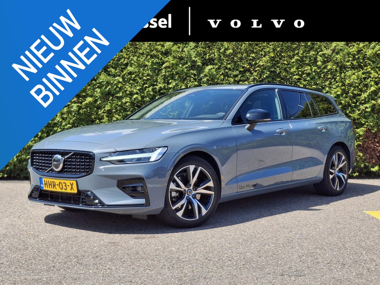 Volvo V60 - B3 Ultimate Dark | H&K Audio | Pilot assist | Demo | Vraag naar de actuele tellerstand - AutoWereld.nl