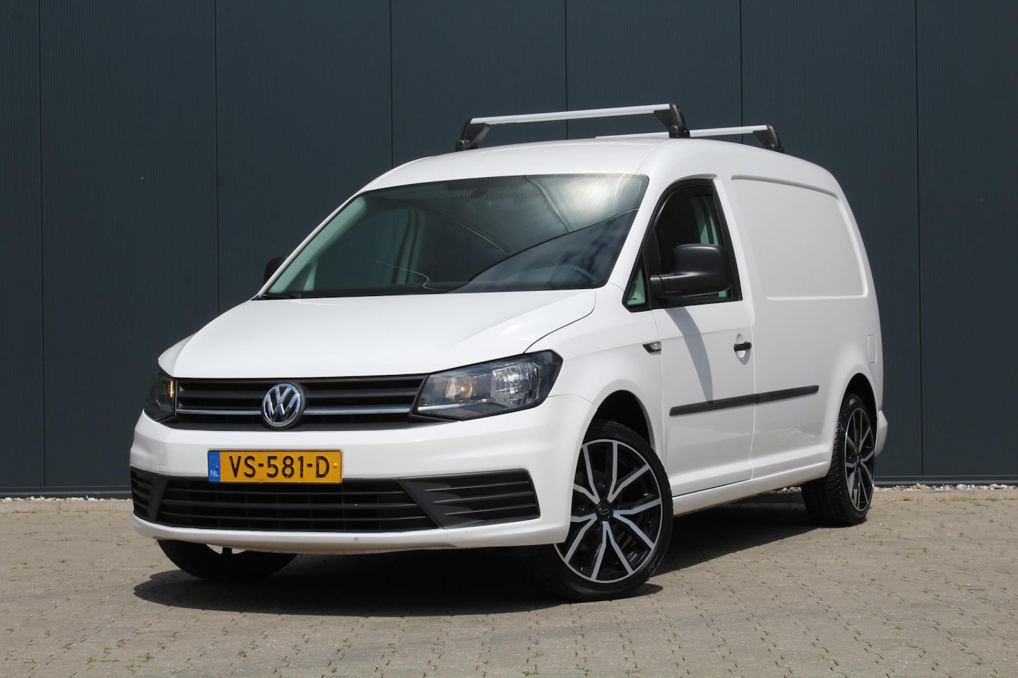 Volkswagen Caddy Maxi - 2.0 TDI L2H1 BMT | Navigatie | Cruise control | Airco | PDC | NAP | APK | - AutoWereld.nl