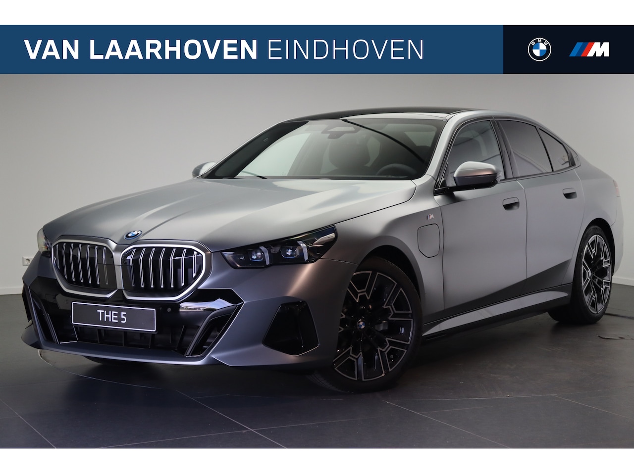 BMW 5-serie - 530e M Sport Automaat / Panoramadak / Adaptieve LED / Comfort Access / Stoelventilatie / P - AutoWereld.nl
