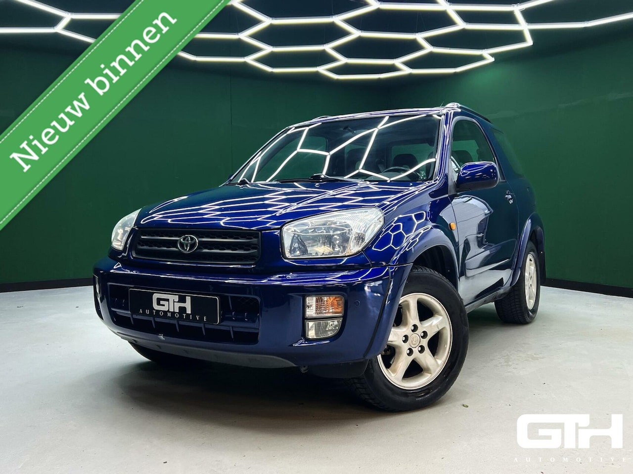 Toyota RAV4 - 2.0-16V 4X4 Airco | Automaat | Pano | Trekhaak - AutoWereld.nl