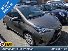 Toyota Yaris - 1.5 VVT-i automaat Active met o.a. camera, cruise, navi, etc