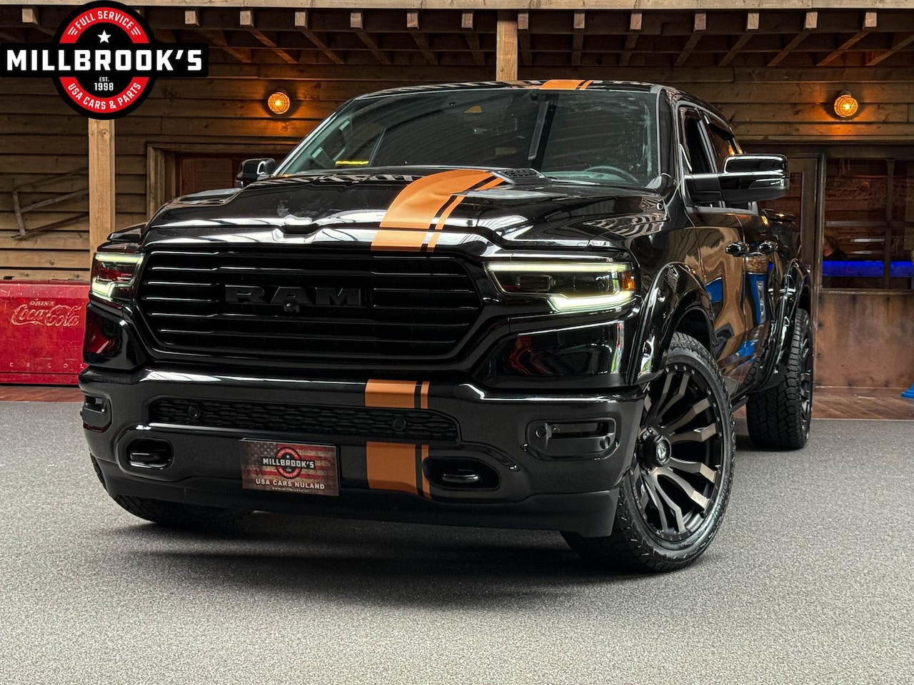 Dodge Ram 1500 - 5.7 V8 Longhorn, Widebody, Black Edition, LPG Sport pakket, FUEL velgen - AutoWereld.nl