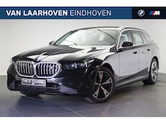 BMW i5 - eDrive40 / Adaptieve LED / Stoelverwarming / Parking Assistant / Harman-Kardon / Driving A