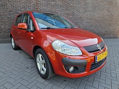 Suzuki SX4 - 1.6 Exclusive automaat climate cruise keyless PDC