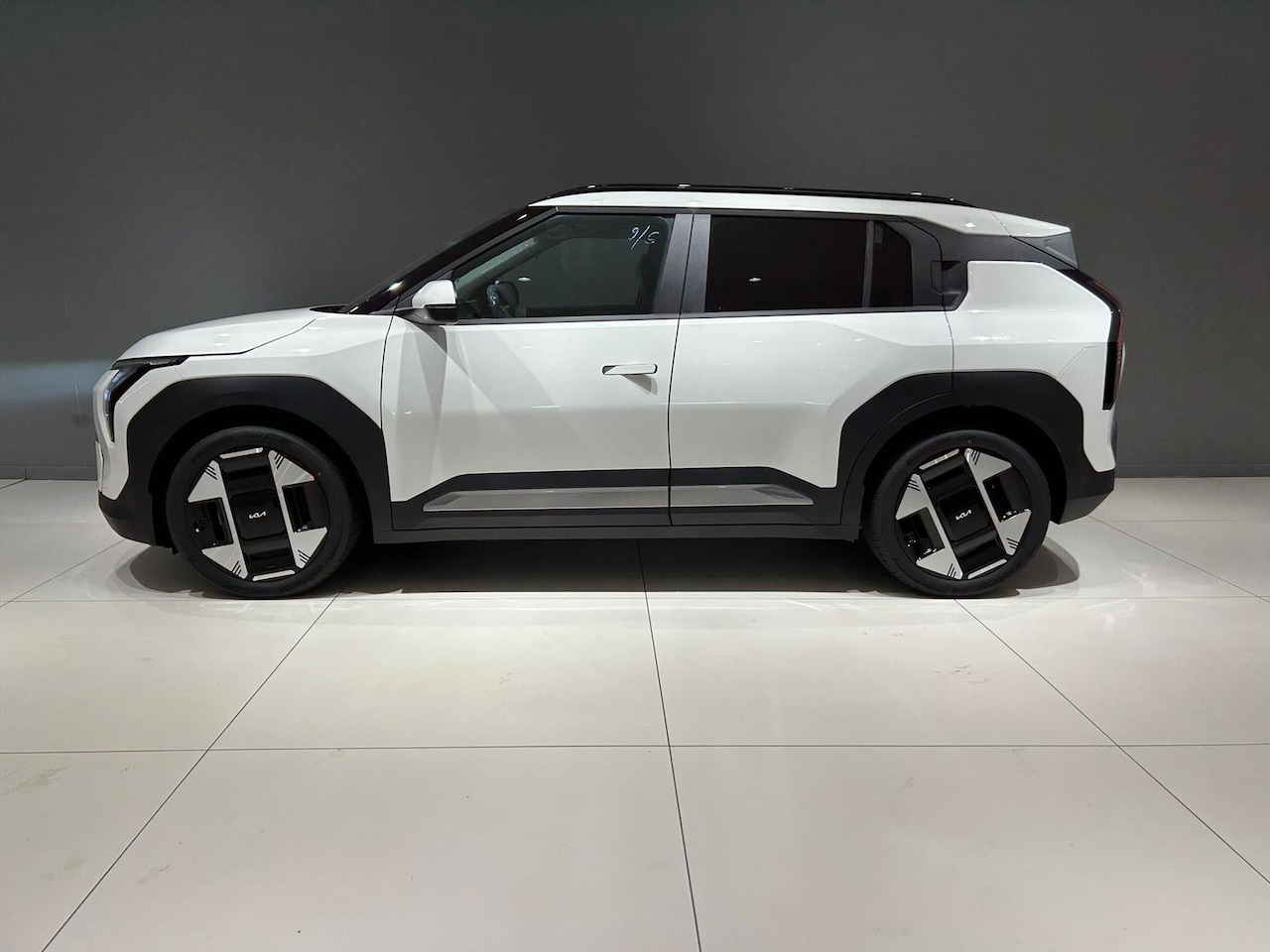 Kia EV3 - 58,3 kWh 204pk Plus Advanced - AutoWereld.nl