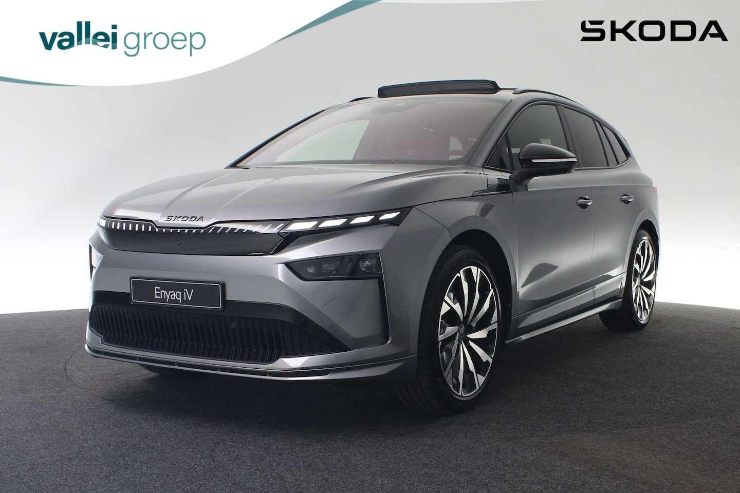 Skoda Enyaq iV - Sportline 210 kW / 286 pk | Matrix LED koplampen | 360 Camera | Trekhaak | Pano | HUD | 21 - AutoWereld.nl