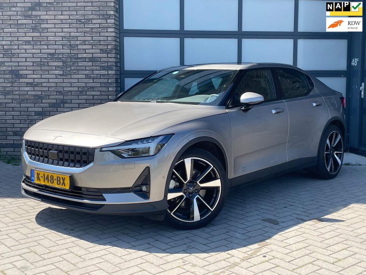 Polestar 2 - Long Range Dual Motor Launch Edition 78kWh | SOH % | 360 CAMERA | PANORAMADAK | 20 Inch | - AutoWereld.nl