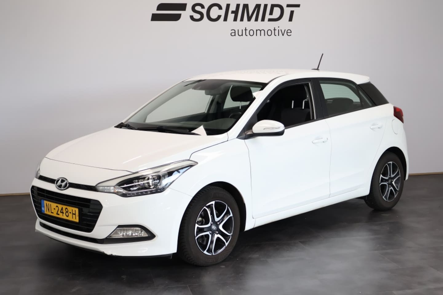 Hyundai i20 - 1.0 T-GDI Comfort | Camera | Navigatie | Cruise | Airco - AutoWereld.nl