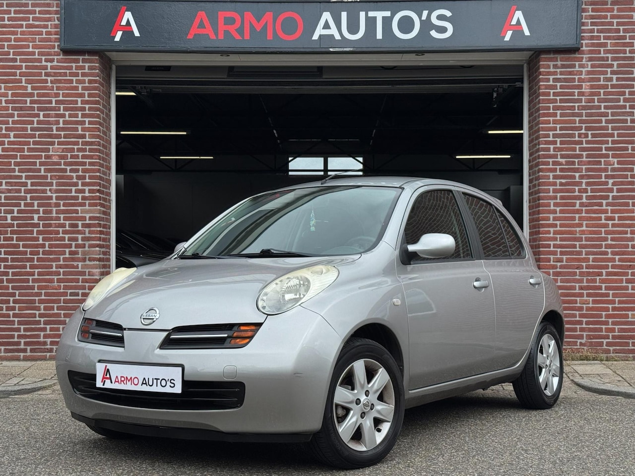 Nissan Micra - 1.2 ELLE | Airco | Cruise | Rijklaar - AutoWereld.nl