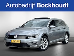 Volkswagen Passat Variant - 1.4 GTE Highline | Pano | Navi | Camera