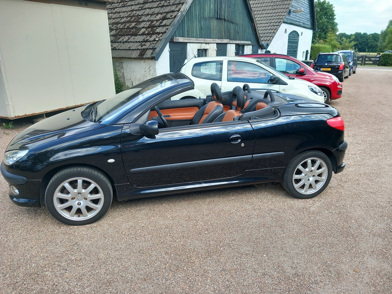 Peugeot 206 CC - 2.0-16V Leer/Airco. NWAPK .134.900. - AutoWereld.nl