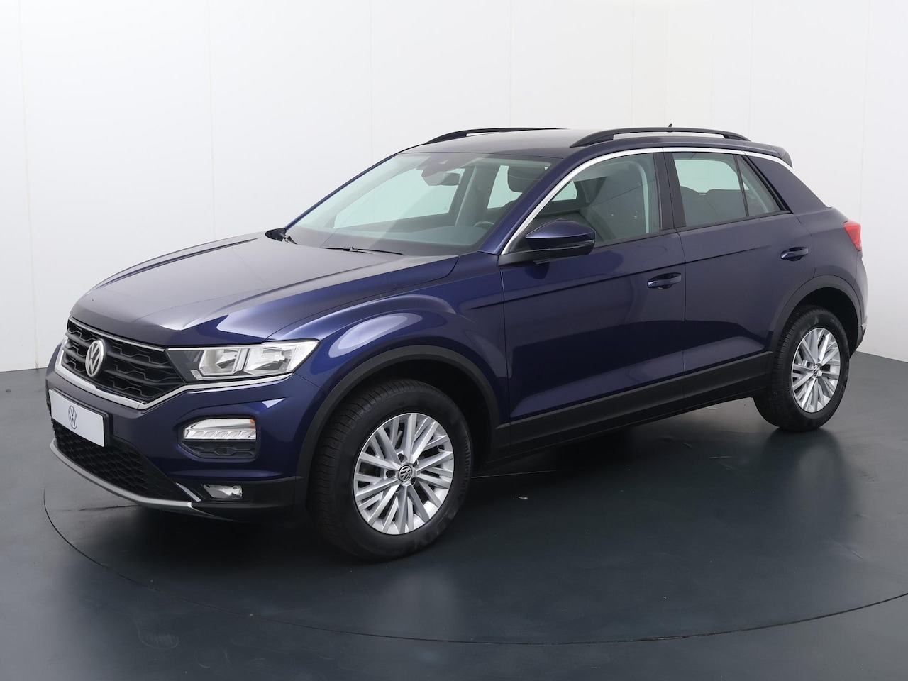 Volkswagen T-Roc - 1.5 TSI Style | 150 PK | Automaat | Trekhaak | Navigatiesysteem | - AutoWereld.nl