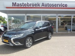 Mitsubishi Outlander - 2.4 PHEV Intense+ Automaat Staat in Hardenberg