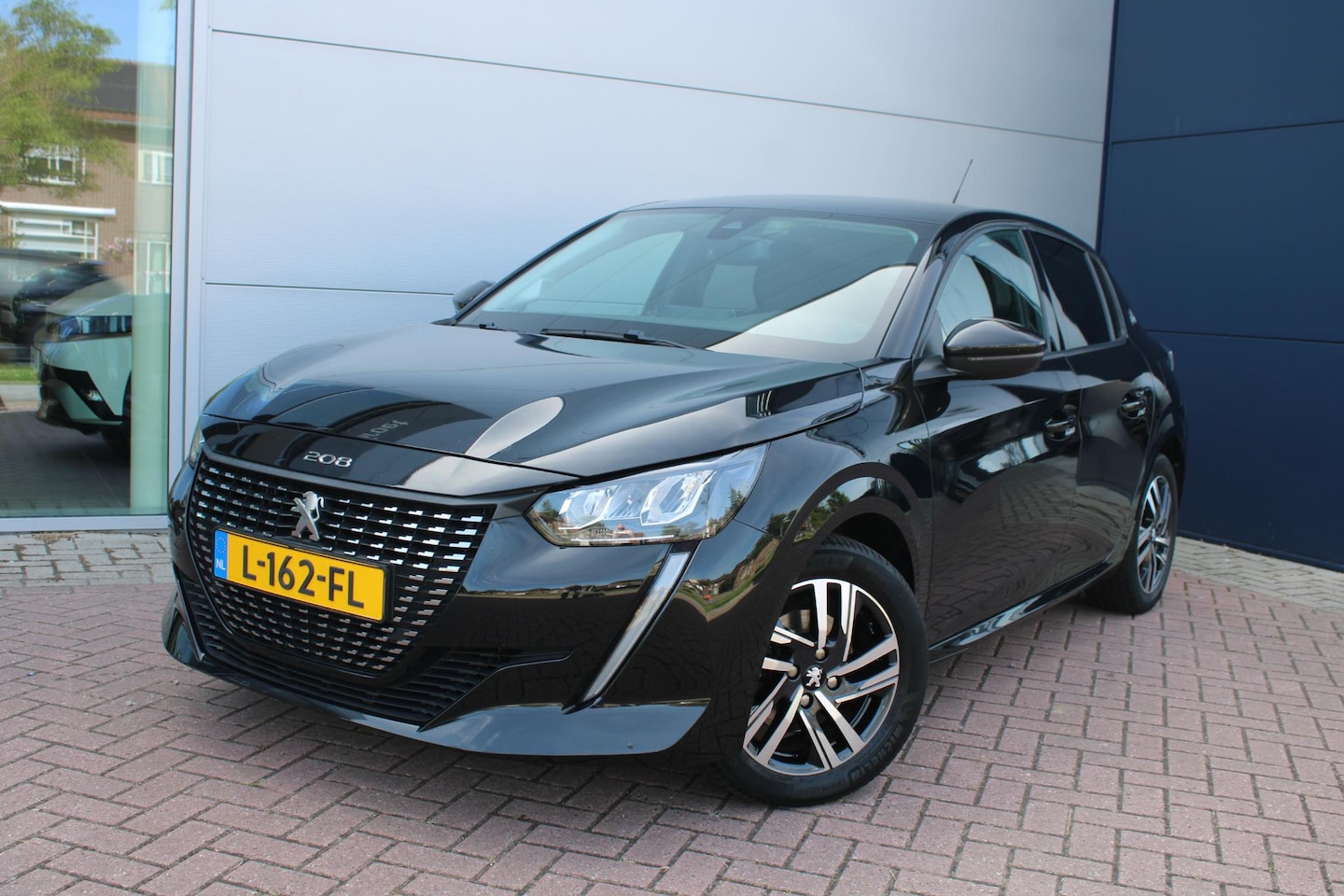 Peugeot 208 - 1.2 PureTech 100pk Allure Pack Automaat EAT8 Airco Carplay 1e eigenaar - AutoWereld.nl