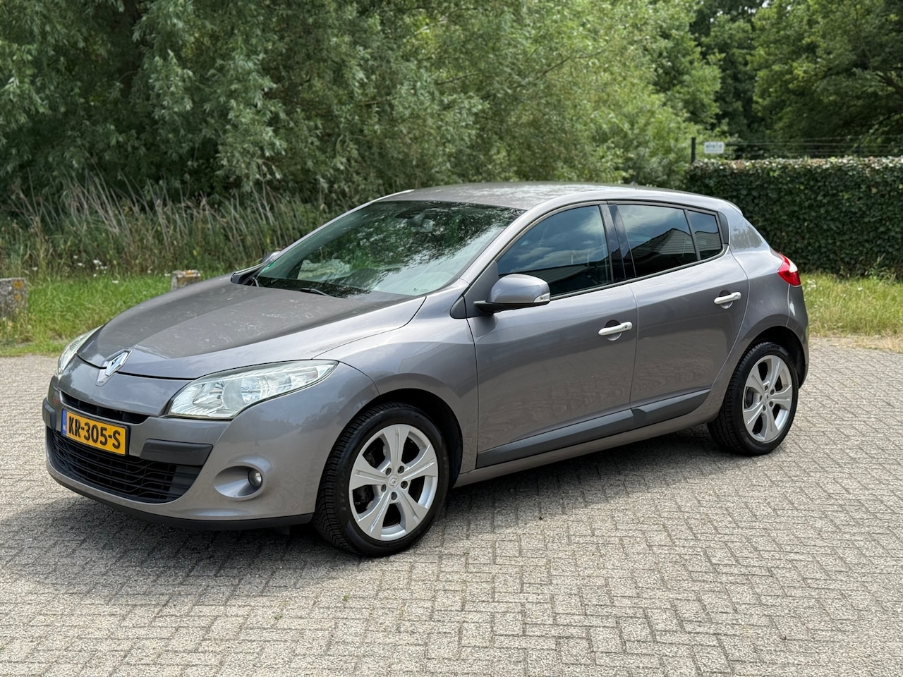 Renault Mégane - 1.6 Expression AIRCO I 5DRS I CARPLAY I CRUISE I STOELVERW - AutoWereld.nl