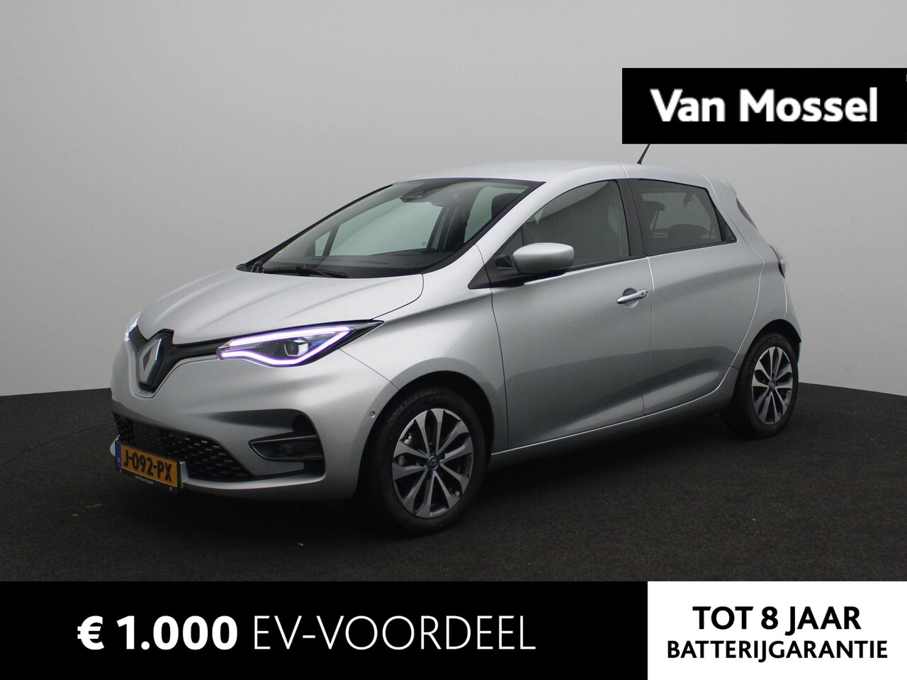 Renault Zoe - R135 Intens 52 kWh (ex Accu) Huuraccu vanaf € 79,- pm | Automaat | Climate Control | Easy - AutoWereld.nl
