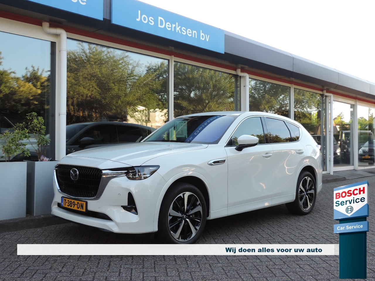 Mazda CX-60 - 2.5 e-SkyActiv PHEV Takumi - Convinience Pack | Driver Assistance Pack | Comfort Pack - AutoWereld.nl
