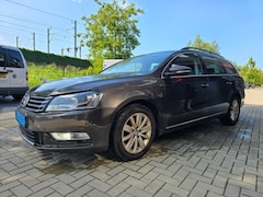Volkswagen Passat Variant - 1.6 TDI Highline BlueMotion