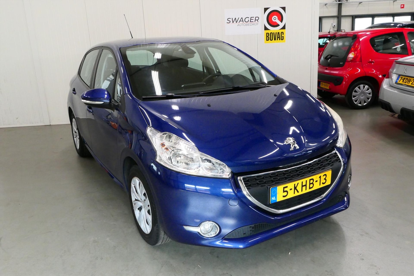 Peugeot 208 - 1.2 VTi 82PK 5D Envy - AutoWereld.nl