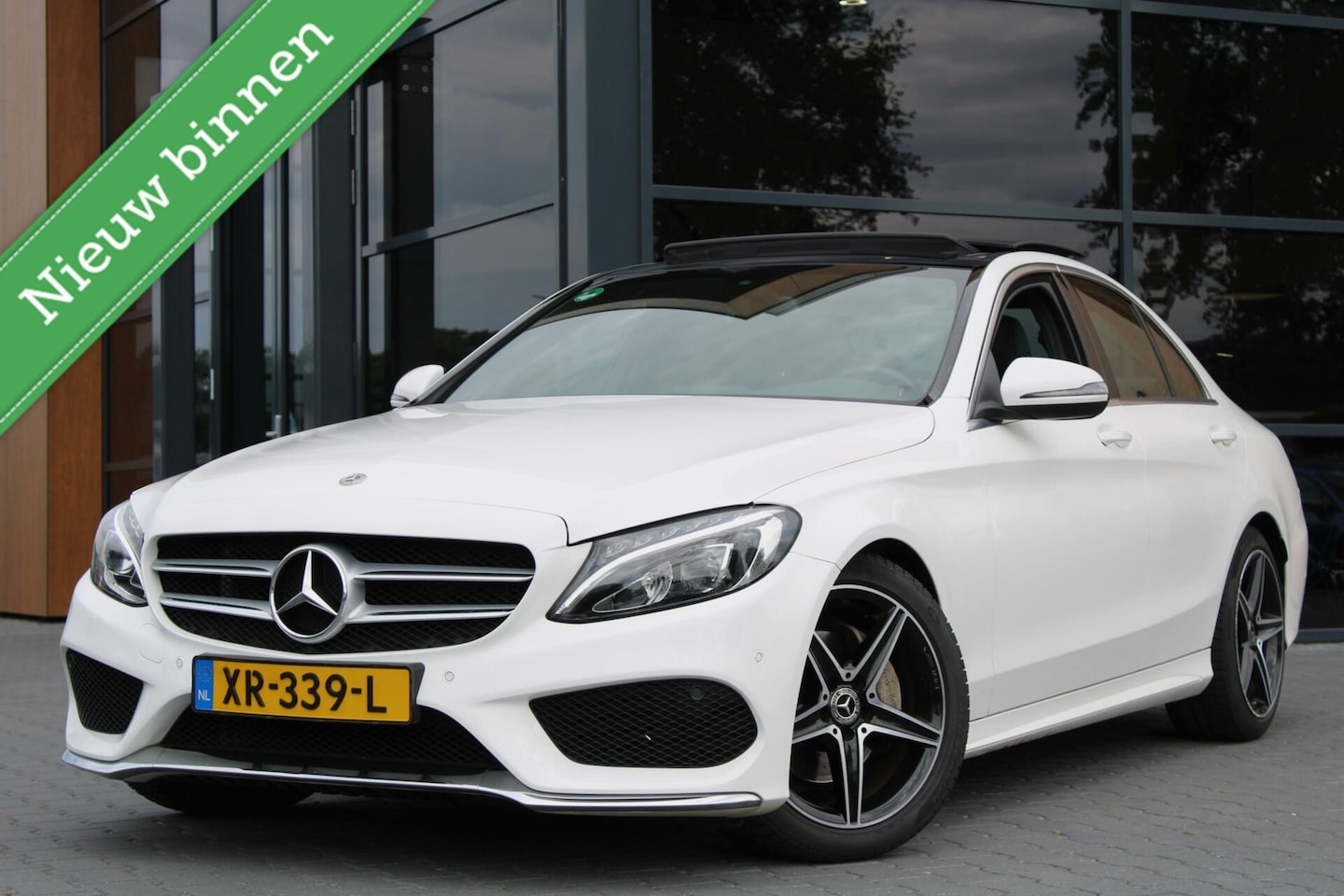 Mercedes-Benz C-klasse - 200CDI AMG | Pano | Origineel NL | Camera - AutoWereld.nl