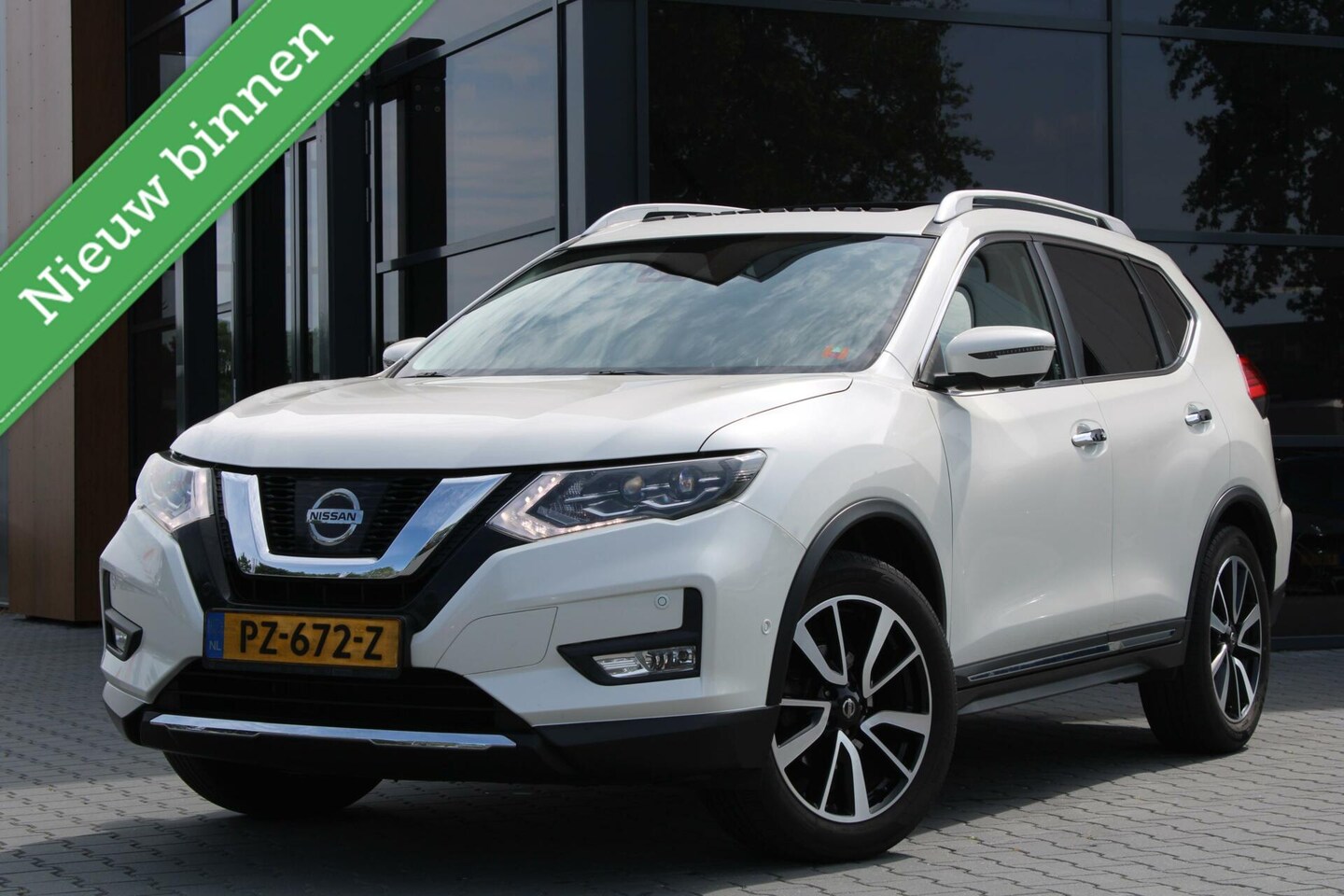 Nissan X-Trail - 1.6DIG-T Tekna | Leder | Pano | Trekhaak - AutoWereld.nl