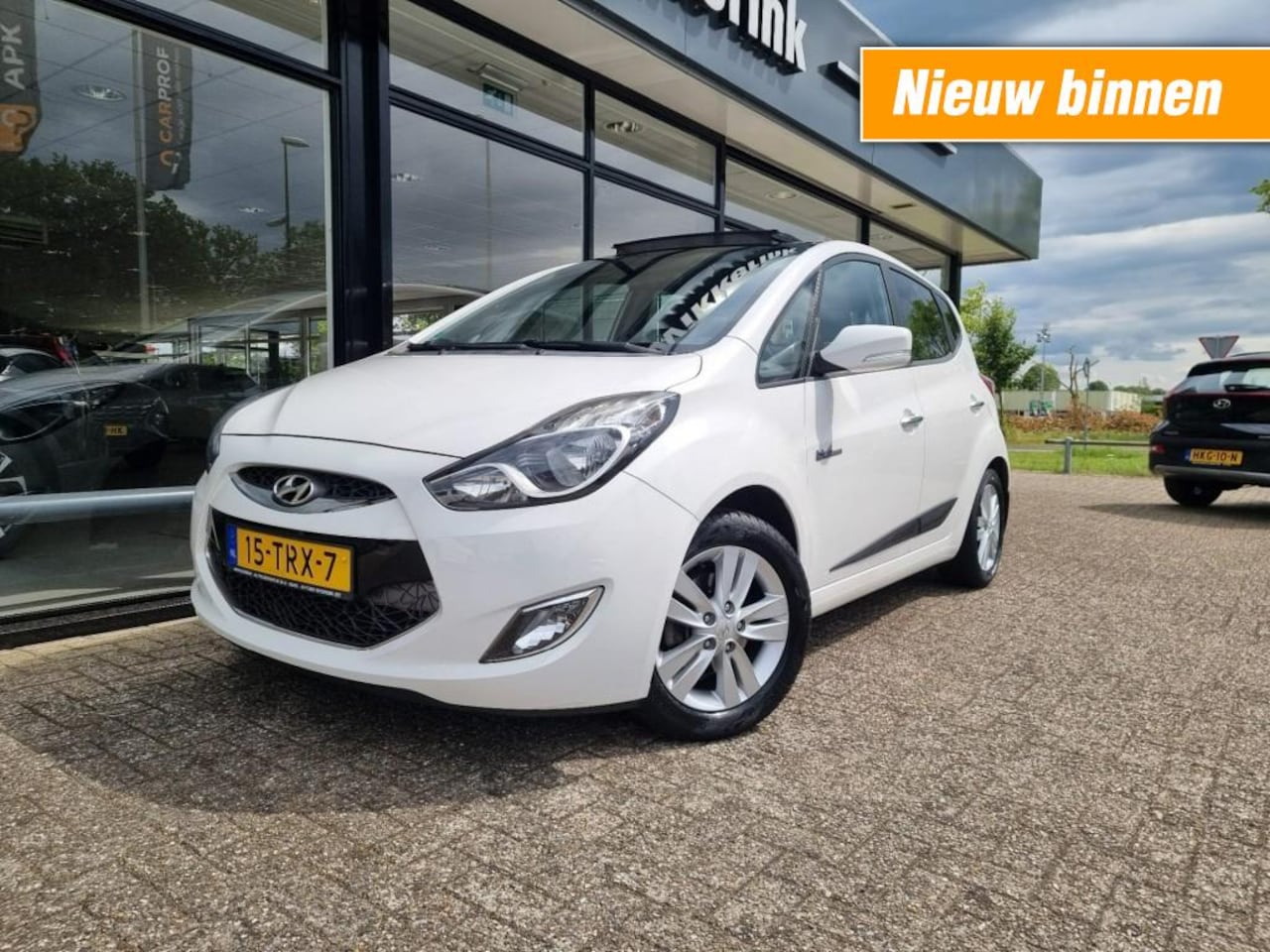Hyundai ix20 - 1.6I I-CATCHER NAVI/CLIMATE/CRUISE/TREKHAAK/PANO - AutoWereld.nl