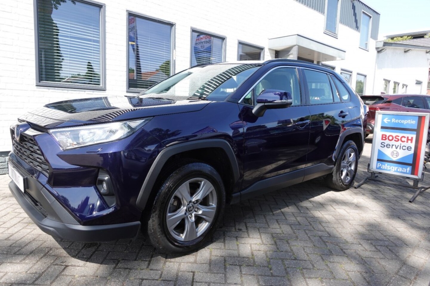 Toyota RAV4 - Active 2.5 Hybrid 178 pk Winterpack  ZEER FRAAI !! - AutoWereld.nl