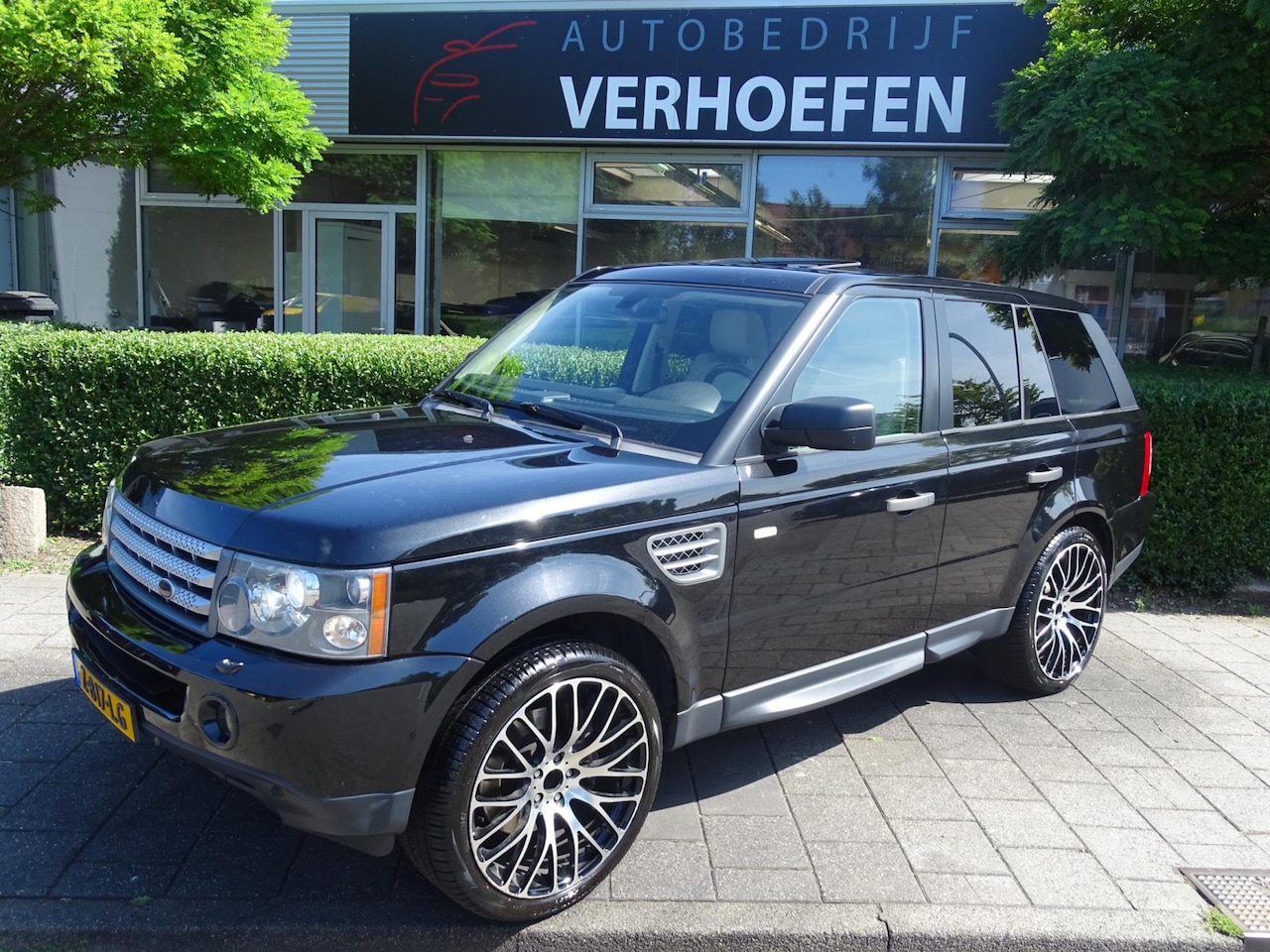 Land Rover Range Rover Sport - 4.2 V8 Supercharged - YOUNGTIMER - PANORAMADAK - NAVIGATIE - XENON - TREKHAAK - STOELVERWA - AutoWereld.nl