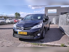 Toyota Verso - 1.8 VVT-i Aspiration Panorama dak- climat controle - Trekhaak - camera
