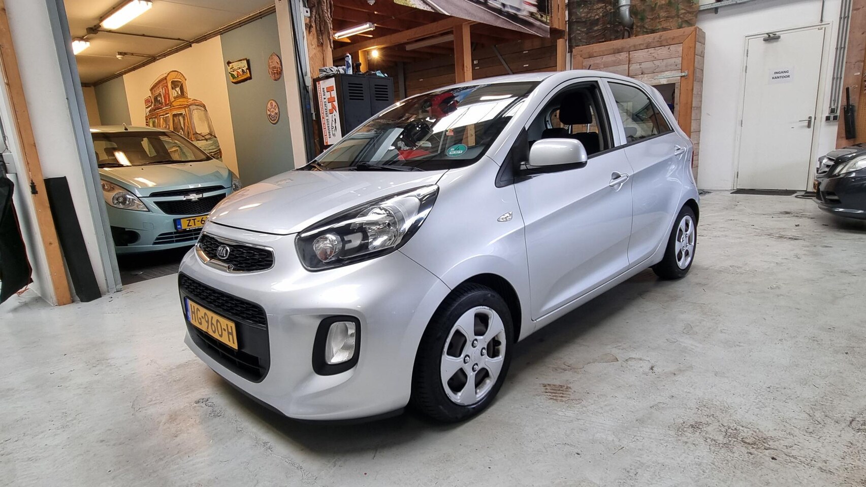 Kia Picanto - 1.0 CVVT ComfortLine Navi, Bluetooth, Apple carplay / Android auto - AutoWereld.nl