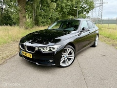 BMW 3-serie - 318i Edition Luxury Line Purity High Executive