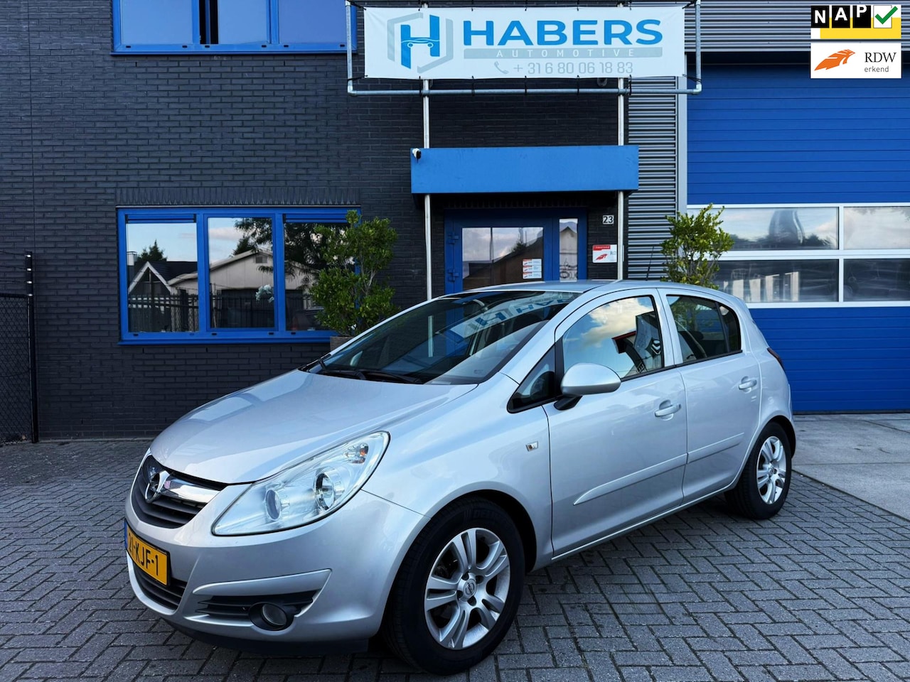 Opel Corsa - 1.2-16V Cosmo 80PK|Origineel NL|Automaat|Airco|Electrische ramen|Isofix|Radio/AUX|5-Deurs| - AutoWereld.nl