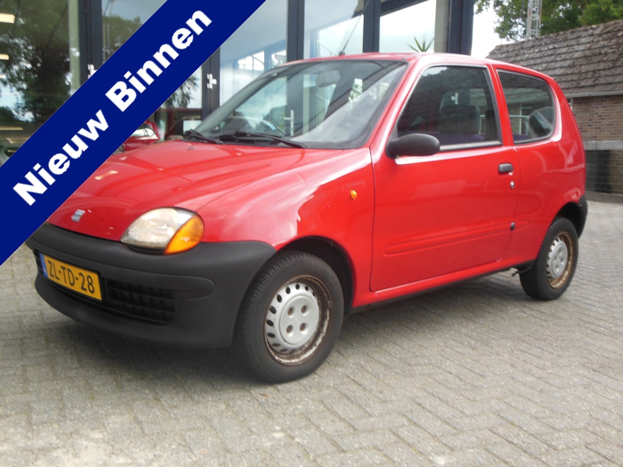 Fiat Seicento - 900 ie Young Lage km stand Staat in De Krim - AutoWereld.nl