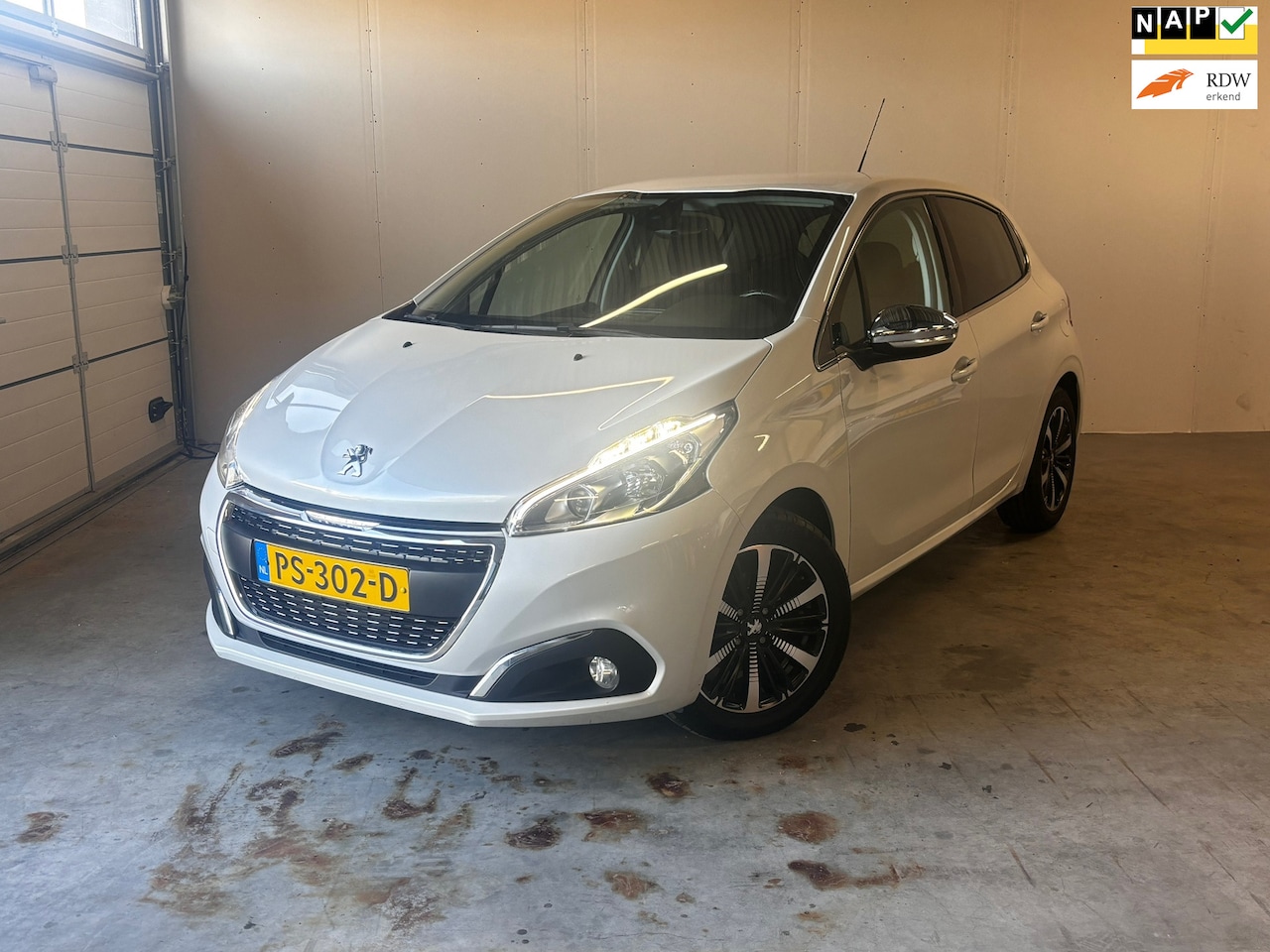 Peugeot 208 - 1.2 PureTech Allure|Automaat|Camera|Cruise control|Airco| - AutoWereld.nl