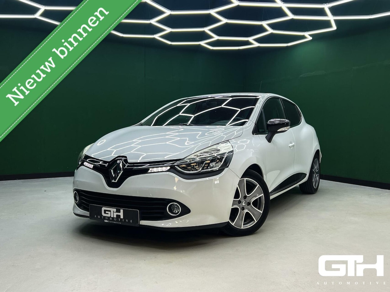 Renault Clio - 0.9 TCe ECO Night&Day Airco | Cruise | Navi NAP - AutoWereld.nl