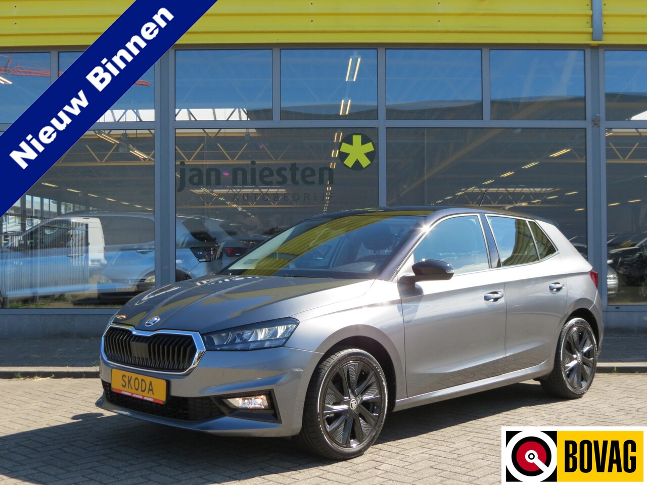 Skoda Fabia - 1.0 TSI -95pk- STYLE | LED | 17" Procyon | SmartLink | Rijklaarprijs incl. 1 jaar Bovag ga - AutoWereld.nl