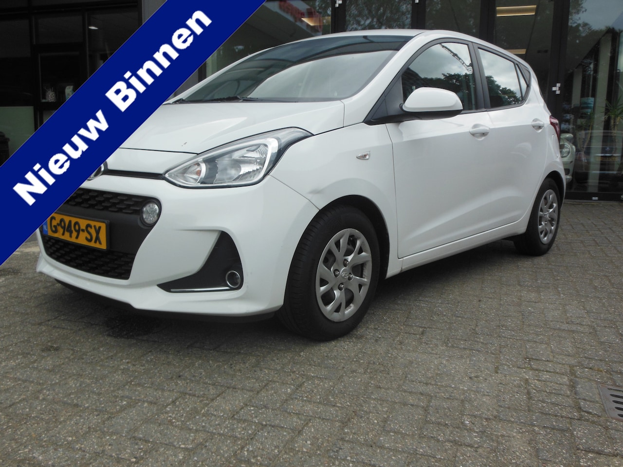 Hyundai i10 - 1.0i Comfort Staat in De Krim - AutoWereld.nl