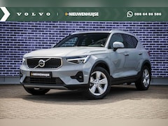 Volvo XC40 - 2.0 B4 Core | Stoel en Stuurverwarming | Adaptieve Cruise Control | Trekhaak | Standkachel