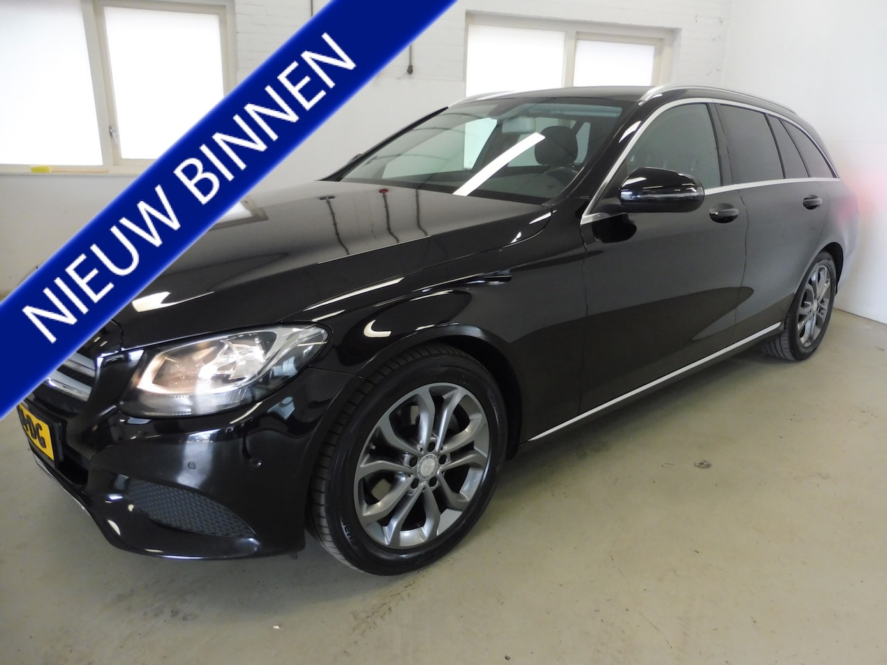 Mercedes-Benz C-klasse Estate - 180 Prestige Afn trekhaak | Apple Carplay | Cruise | LMV 17" | Stof/leer | Géén afl kosten - AutoWereld.nl