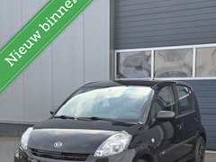 Daihatsu Sirion 2 - 1.0-12V Premium