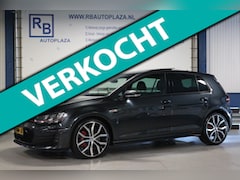 Volkswagen Golf - 2.0 TSI GTI Performance VOL IN DE OPTIES/ PANO/ CARPLAY