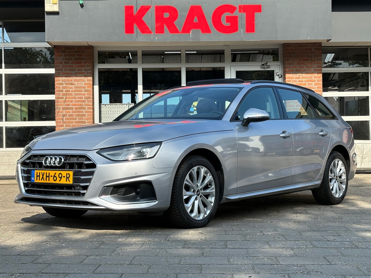 Audi A4 Avant - Advanced 35 TFSI 150 pk - AUTOMAAT - Panoramadak - - AutoWereld.nl