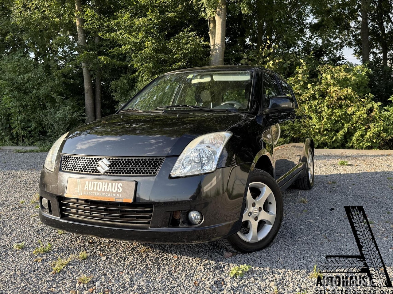 Suzuki Swift - 1.3 4Grip Exclusive 4x4 APK stoelverwarming - AutoWereld.nl