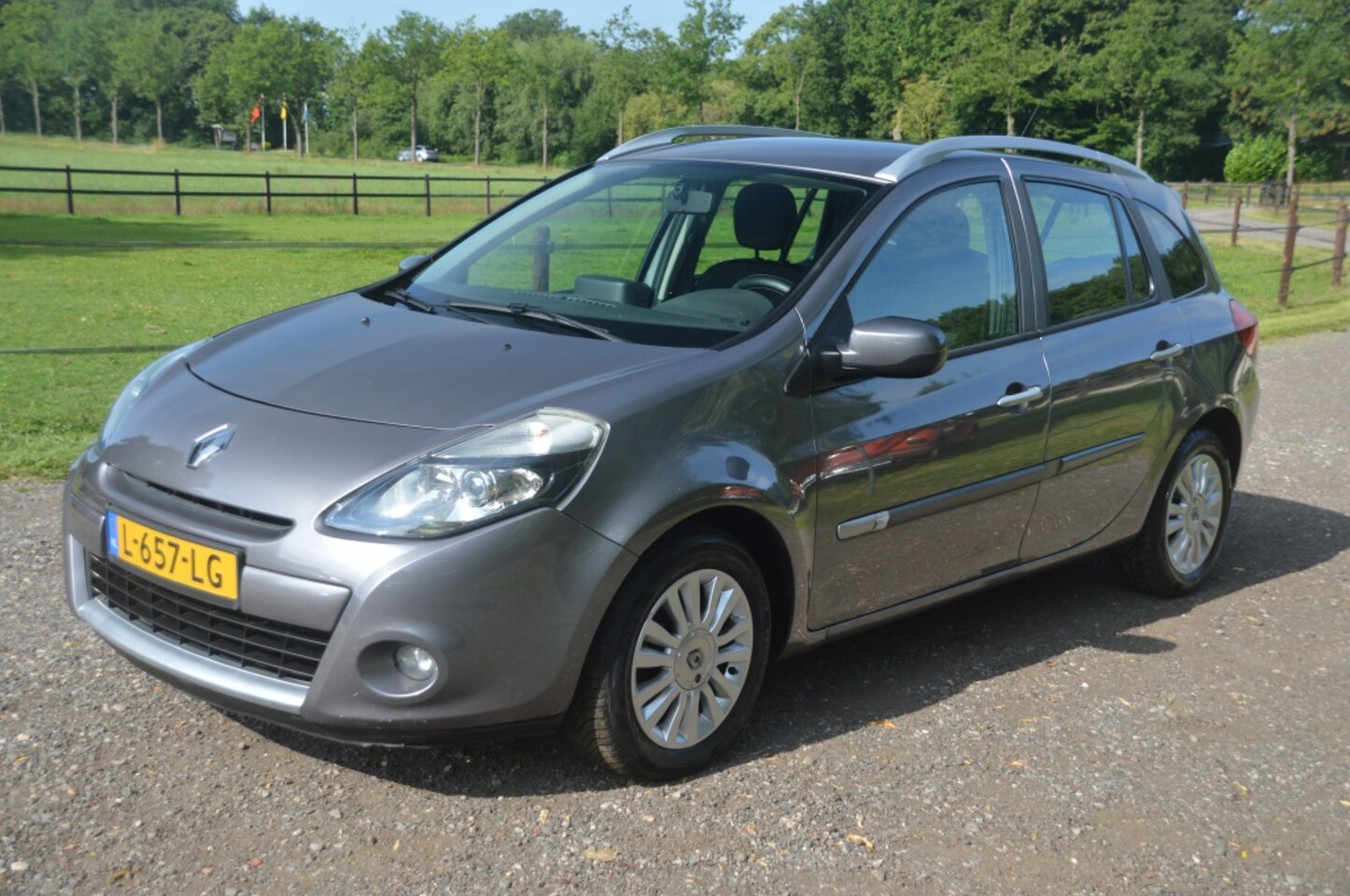 Renault Clio Estate - 1.2 TCE Business Airco Trekhaak - AutoWereld.nl