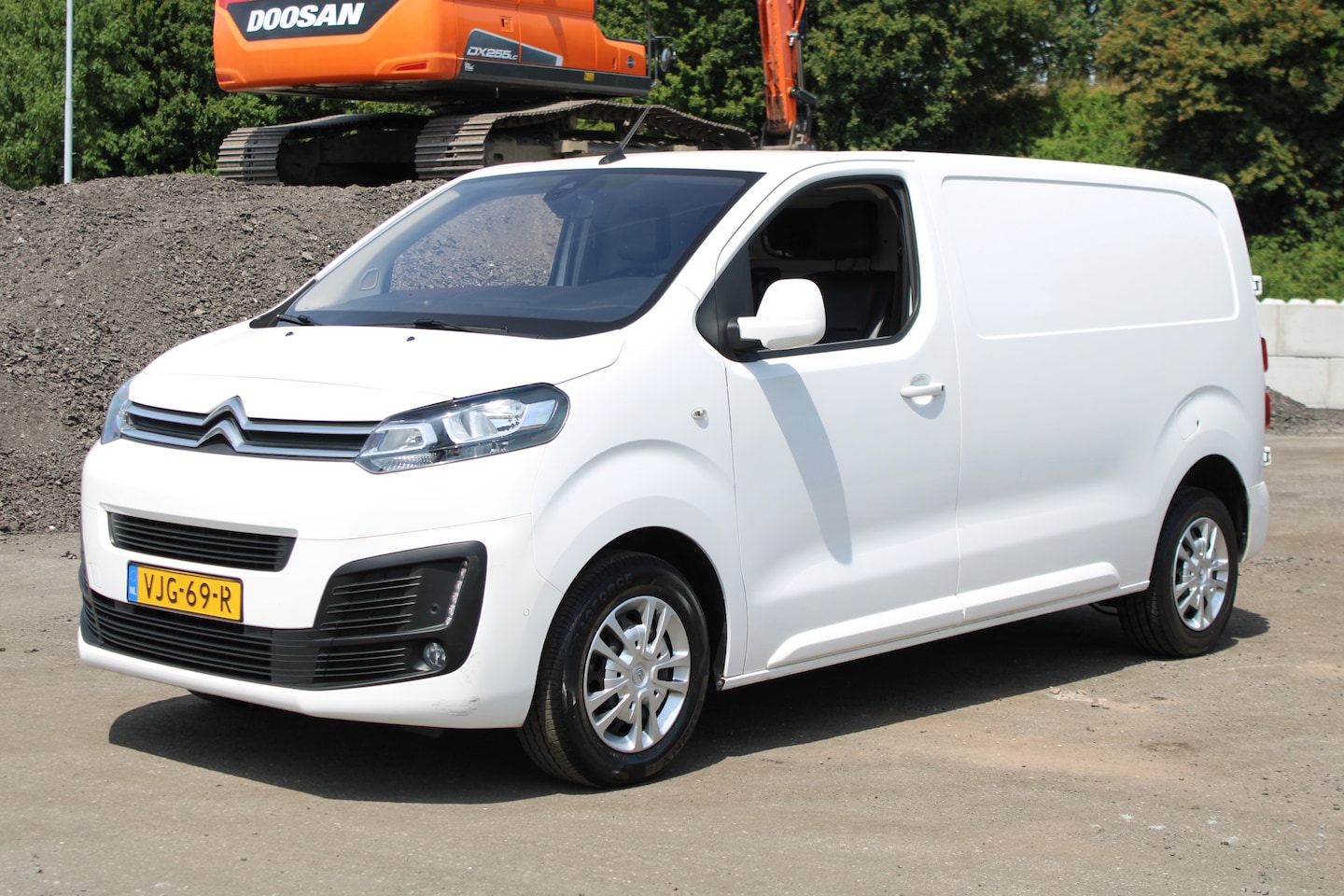 Citroën Jumpy - 2.0 BlueHDI 120 M Driver 2.0 BlueHDI 120 M Driver - AutoWereld.nl