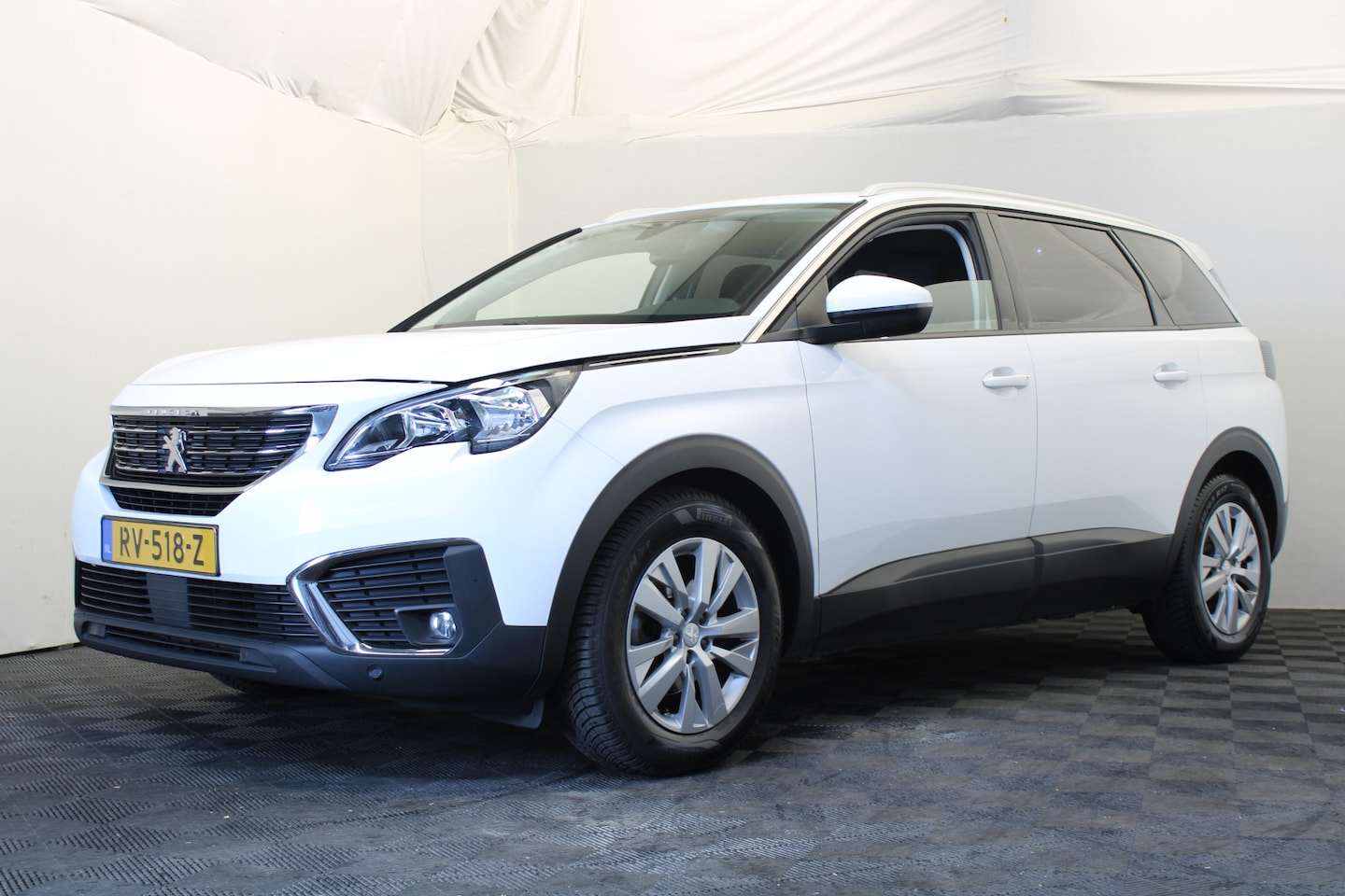 Peugeot 5008 - 1.2 PureTech Blue Lease Executive |Navi|Camera| - AutoWereld.nl